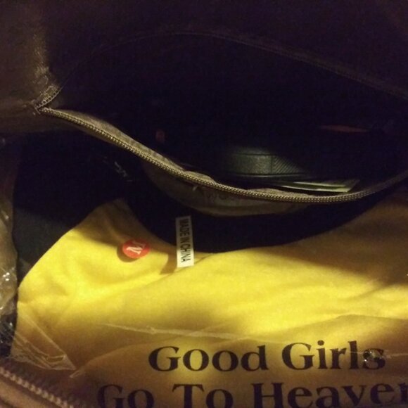 Stylish Personal Item Bag  - Tapestry Design - Floral Pattern - Spirit Frontier - Picture 4 of 5